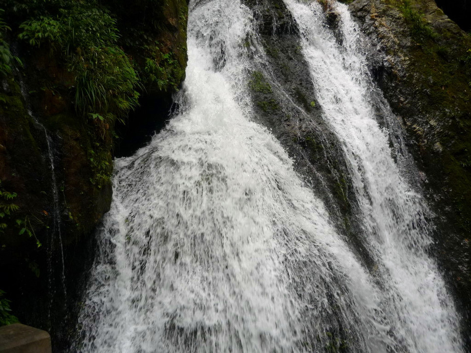 黄果树瀑布不同方位的景观,黄果树瀑布群中最好看的瀑布