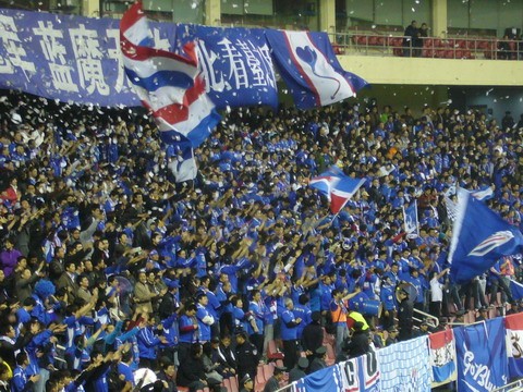 大连死忠球迷看台,欧洲豪门死忠看台