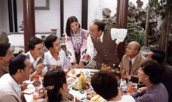 国庆假期无聊看什么电影,国庆假期贵的美食推荐