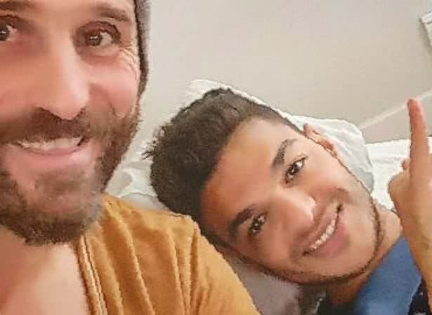 揭秘：医术神奇还是心理作用？法国国脚竟为私人医生放弃欧洲杯！