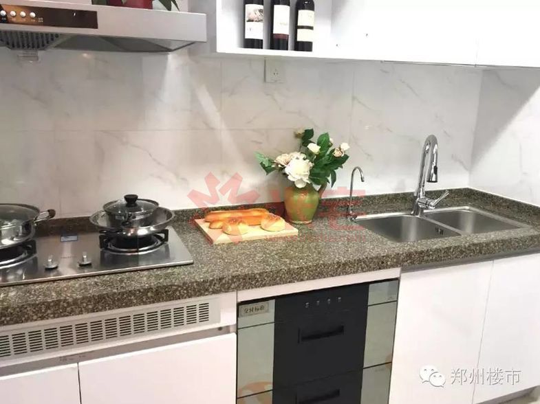 恒大翡翠华庭怎么样,昆明恒大城和翡翠华庭