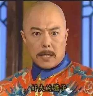 飞机飞行中可以开手机吗,飞机上可以开手机了吗