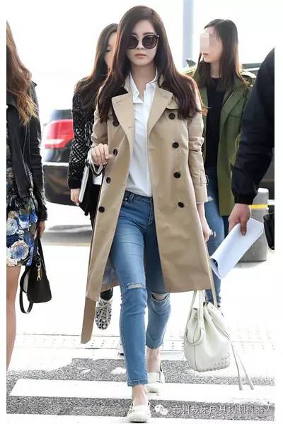 橙色风衣外套女中长款如何搭配,橄榄绿风衣搭配什么颜色的风衣