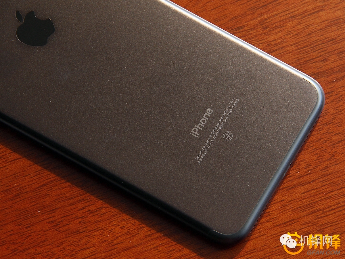 苹果7plus开箱全新亮黑色,iphone7plus开箱磨砂黑