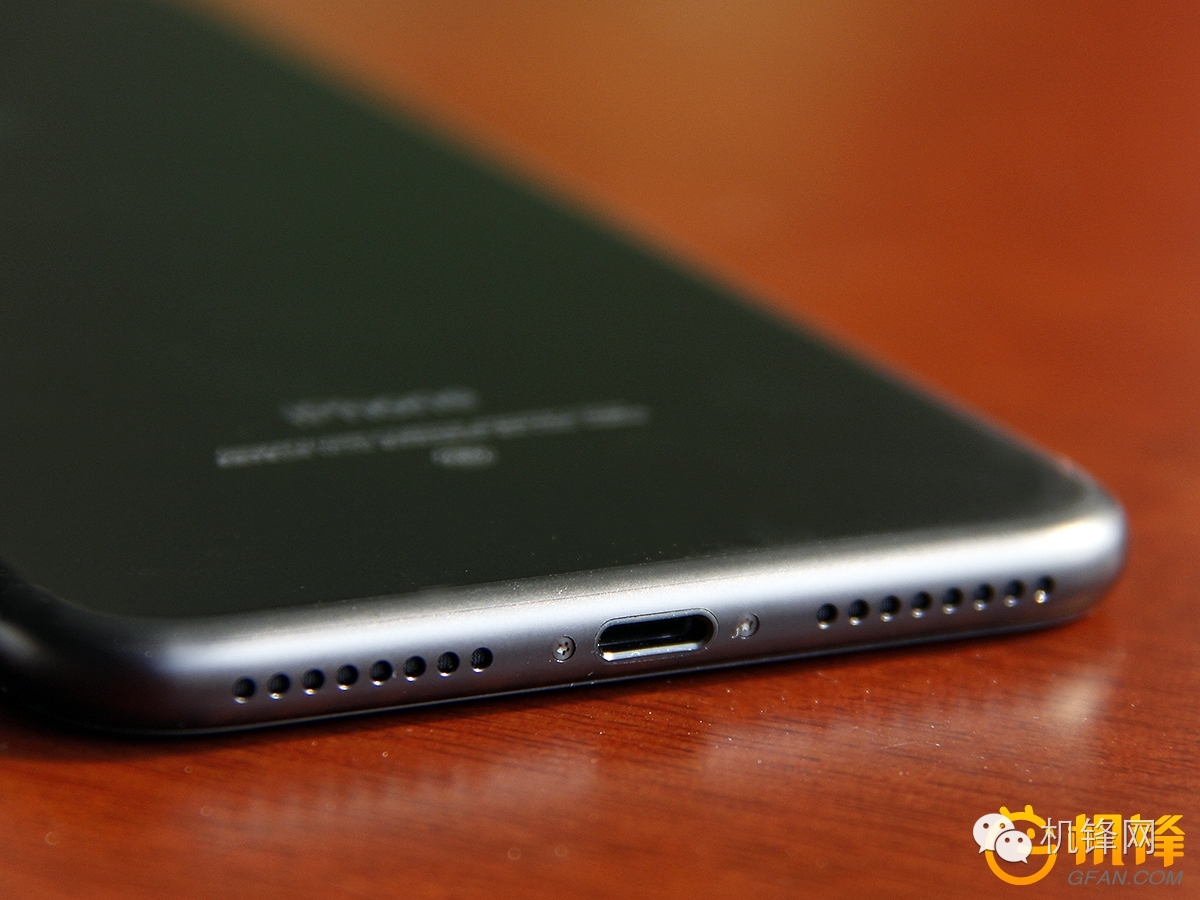 苹果7plus开箱全新亮黑色,iphone7plus开箱磨砂黑