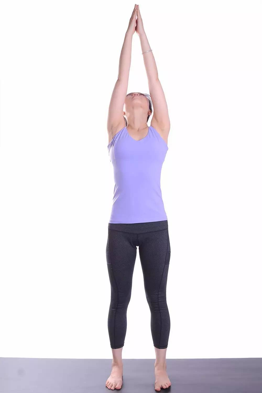 秋天干燥上火脸上长痘吃什么好,春季上火长痘怎么办