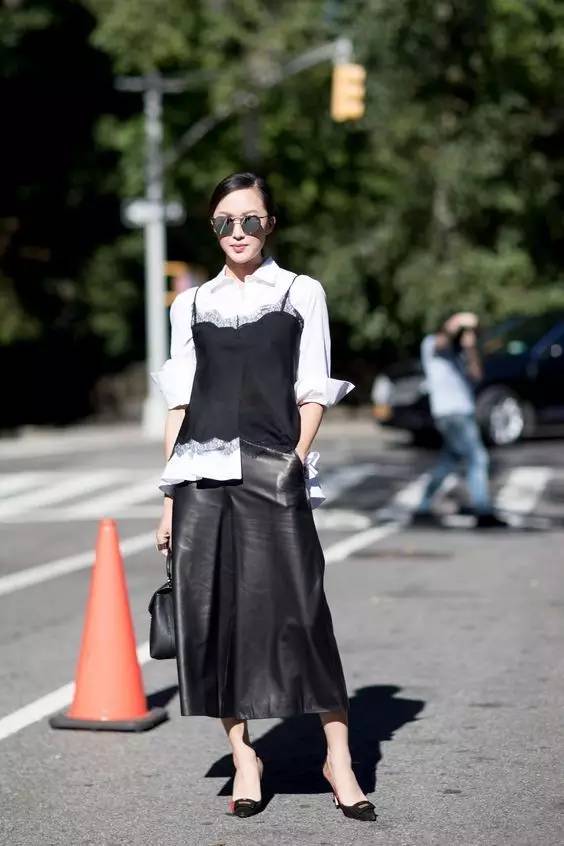 秋季不换装?夏季单品叠穿的秘密法则