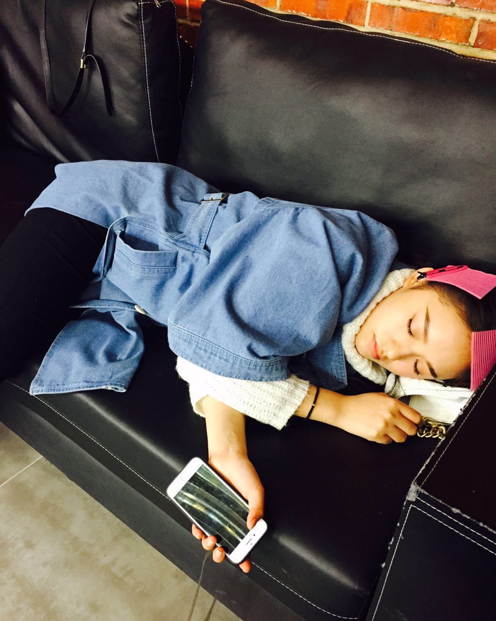 林允将搭档陈柏霖出演迪士尼电影《睡美人》贾青张云龙做配角