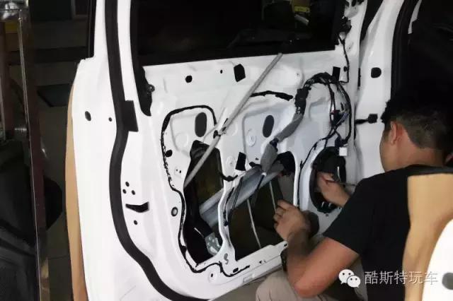 福特福克斯四门喇叭,福特福克斯音响