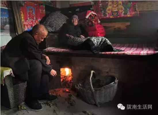 甘肃炕怎么烧,西北农村土炕的最新做法