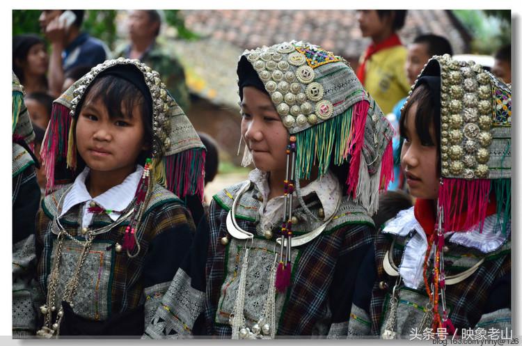 云南有个神秘的民族,云南深山里的原始部落女人