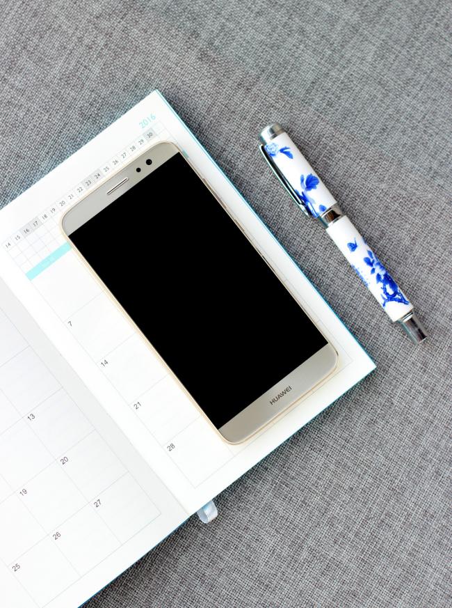 麦芒5高低配外观区分,华为麦芒5有光学防抖吗