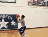 背后运球过人实用技巧,背后运球过人变向