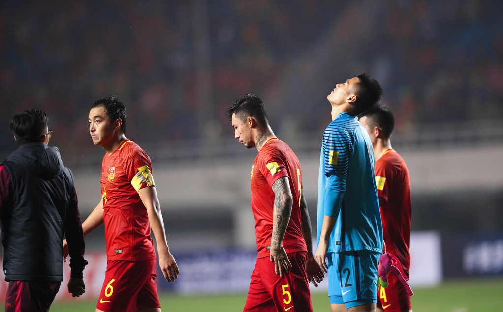 宋丹丹赵本山春晚调侃中国足球,赵本山小品调侃国足是哪一年