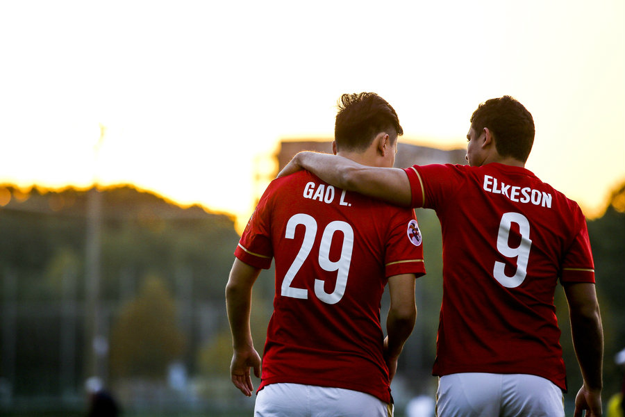 为什么恒大球员会踢足球,恒大足球巅峰时刻为何国足还是差