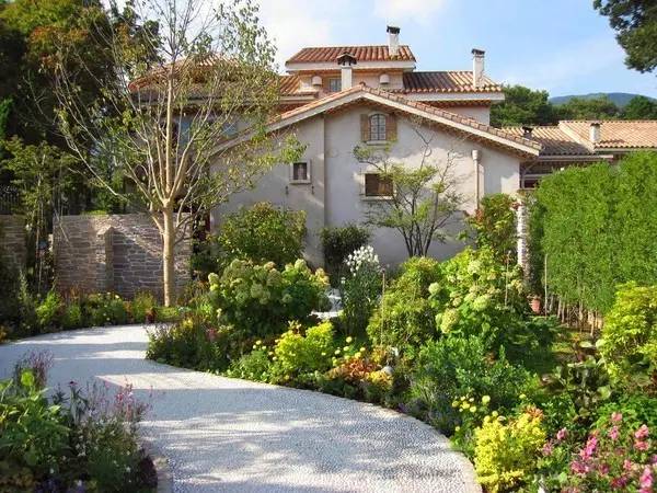 日本箱根泡温泉好吗,去日本箱根泡温泉一定要住酒店吗