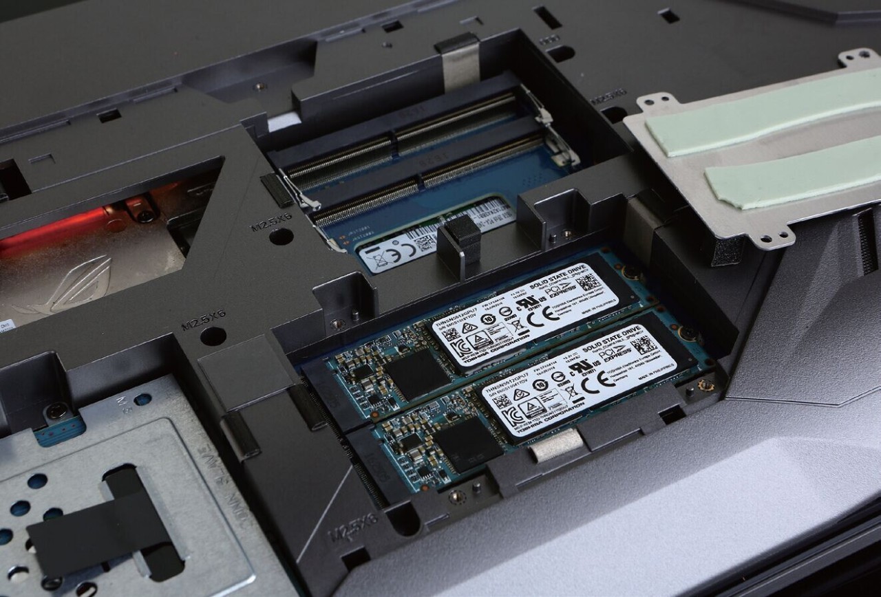 体验不带“M”的GTX1070显卡如何？ROGGFX72VS游戏本