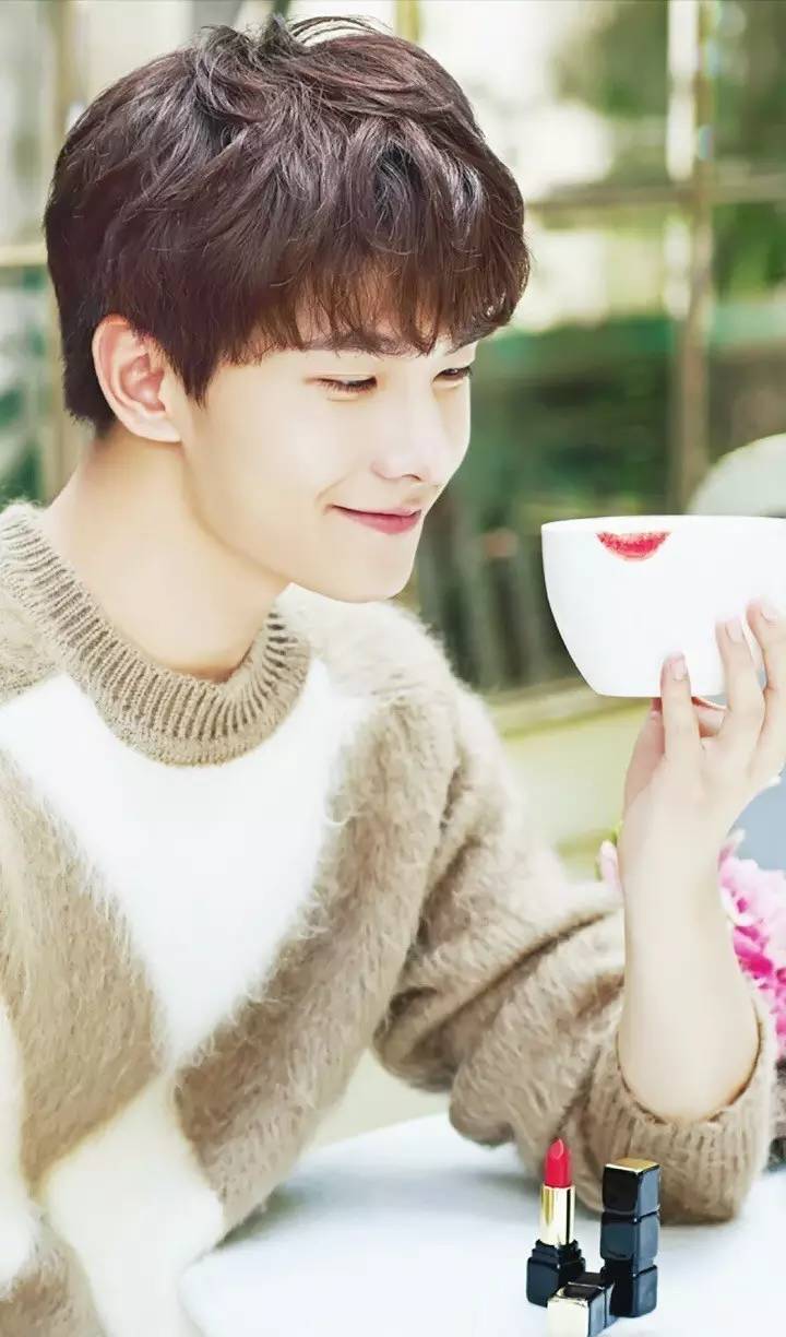 ysl2019七夕限定唇膏,ysl经典橘色唇膏