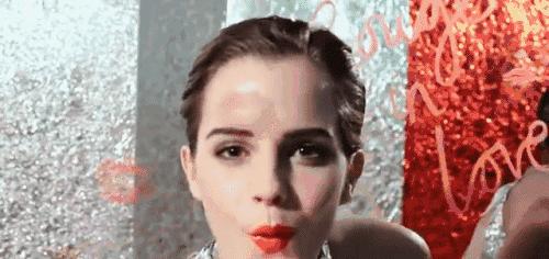 艾玛·沃特森10岁到30岁,9岁成名25岁拒绝当王妃