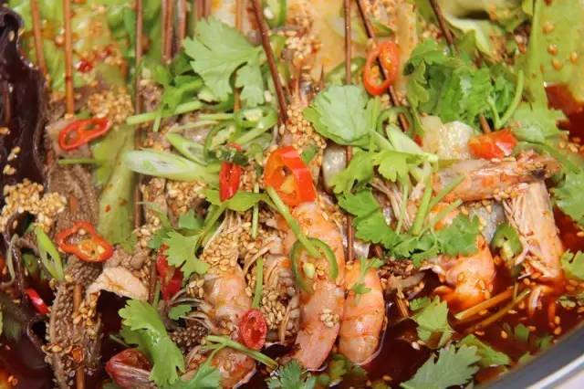 别蓝瘦香菇了，来锅冷串暖暖心