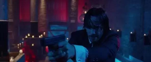 战术美学|《疾速追杀》的“枪械世界”