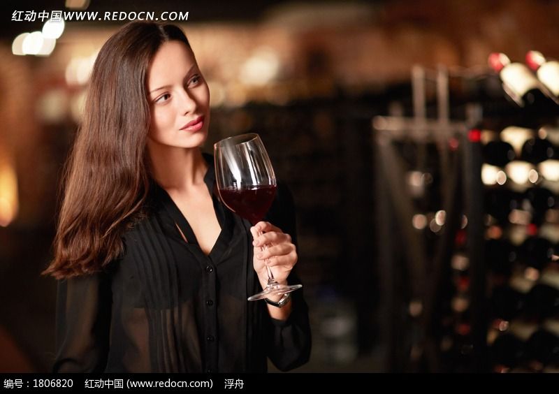 老年人喝红酒的好处和坏处,常喝红酒对睡眠有好处吗