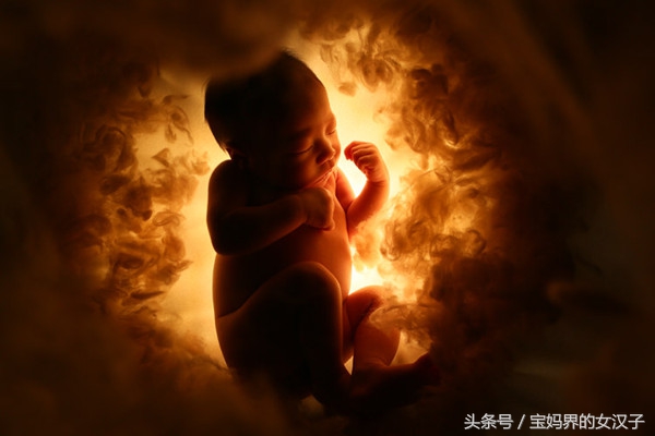 胎儿喝了羊水会导致羊水变少吗,孕中期羊水为什么会变少胎停