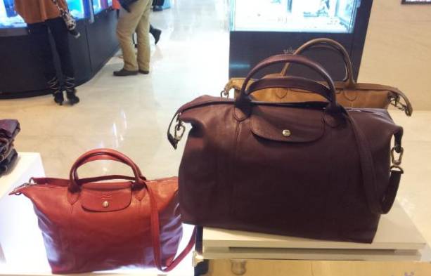 女士包怎么选款式,2016流行的女包款式有哪些呢