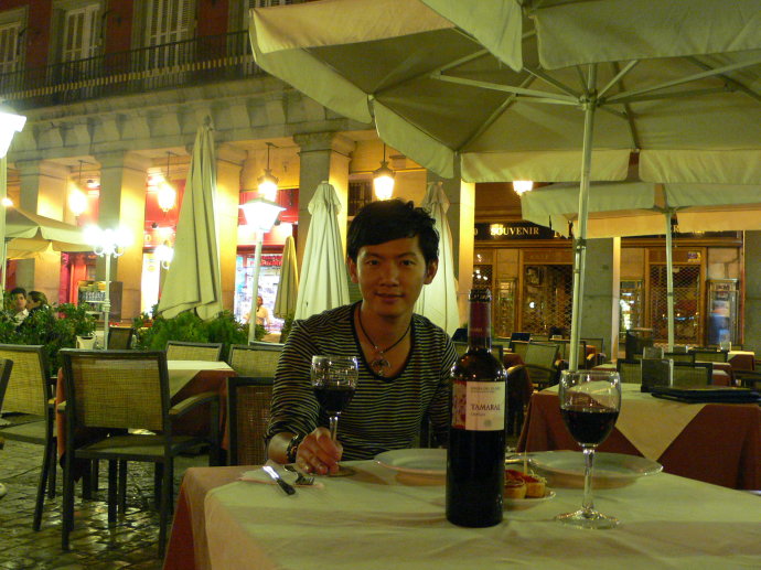 马德里不可思议镜面,马德里不可思议卡点