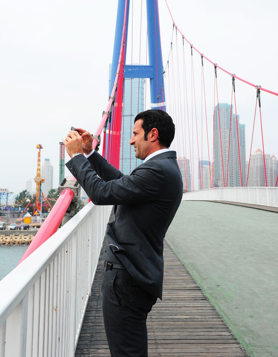 菲戈是踢什么位置的,菲戈最近