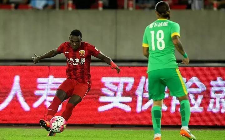 埃弗拉加入恒大,埃弗拉对上港