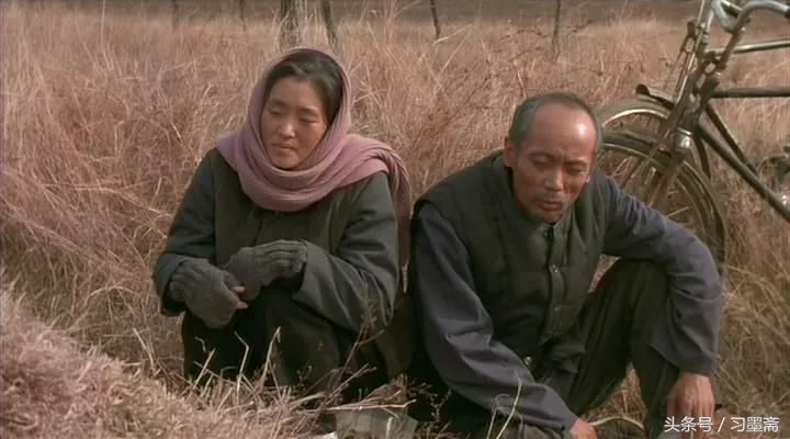 卖惨为什么容易成功,卖惨就能赢得别人同情吗