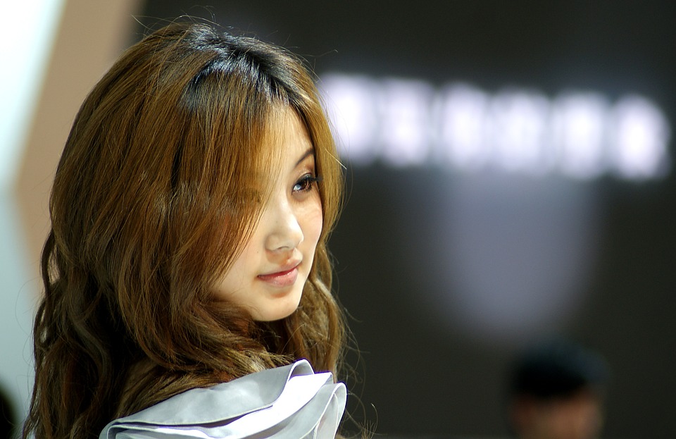 魔主重生的小说,小说主角带着妹妹从城市逃离出来