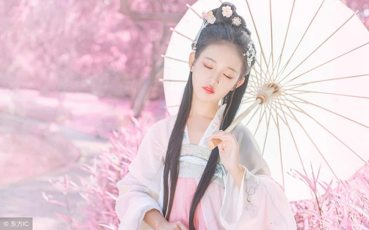 小说：某人脸不红心不跳，“明日我们一同上山，你教我认蘑菇吧”