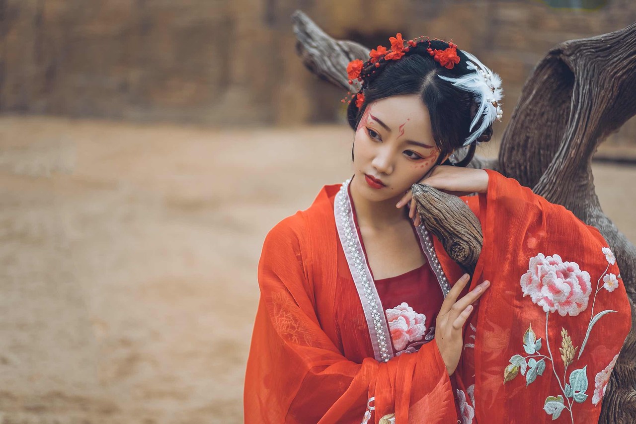 小说：阐教门人：竖子小儿，怎敢放肆？侯杰：你们十二兄弟一起上