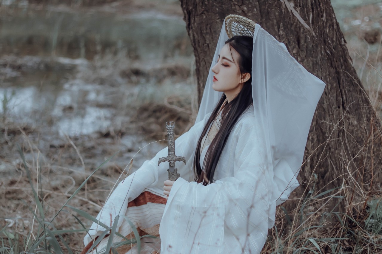 小说：他只是一个修仙菜鸟，却因为喂养灵狐，被灵狐施展了同生术