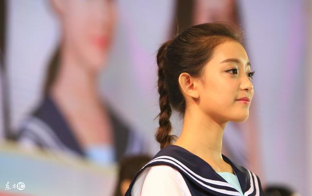 重生80年代卖水果致富,小说重生1998年开始炒股