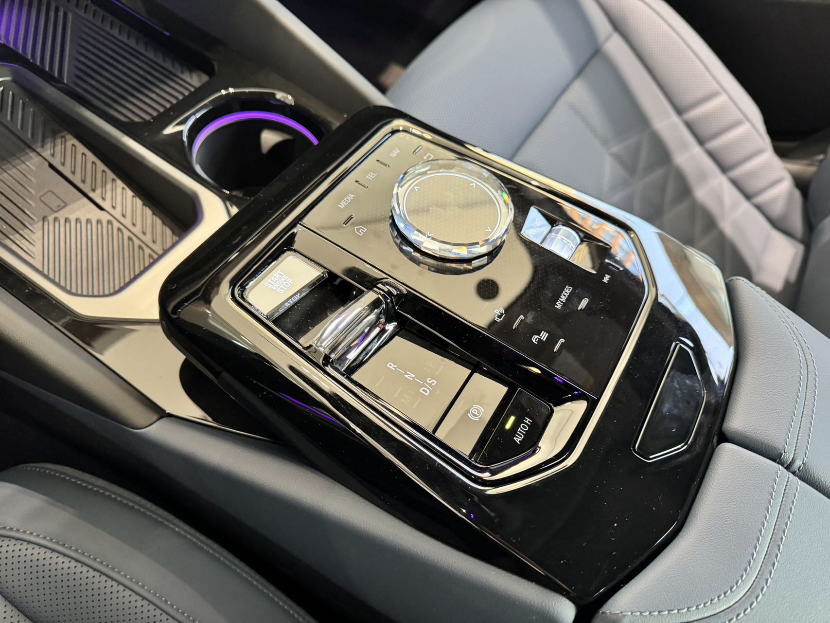 油电混合的宝马车落地价,油电混合宝马汽车报价