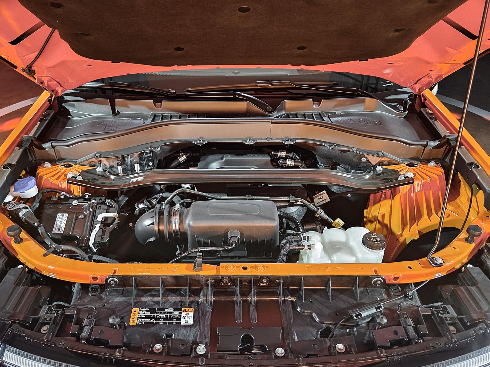 福特探险者昆仑巅峰版防滑链,福特探险者昆仑巅峰版差速器评测