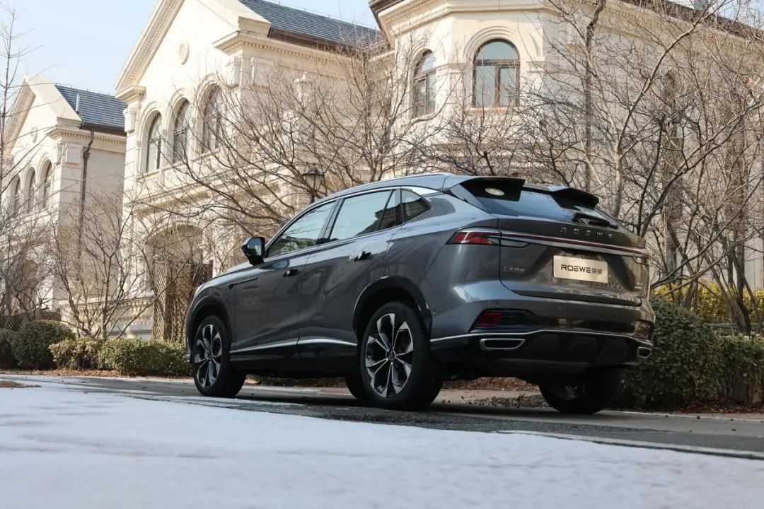 荣威rx5全细节场地测试,荣威rx5优越版质量怎么样啊