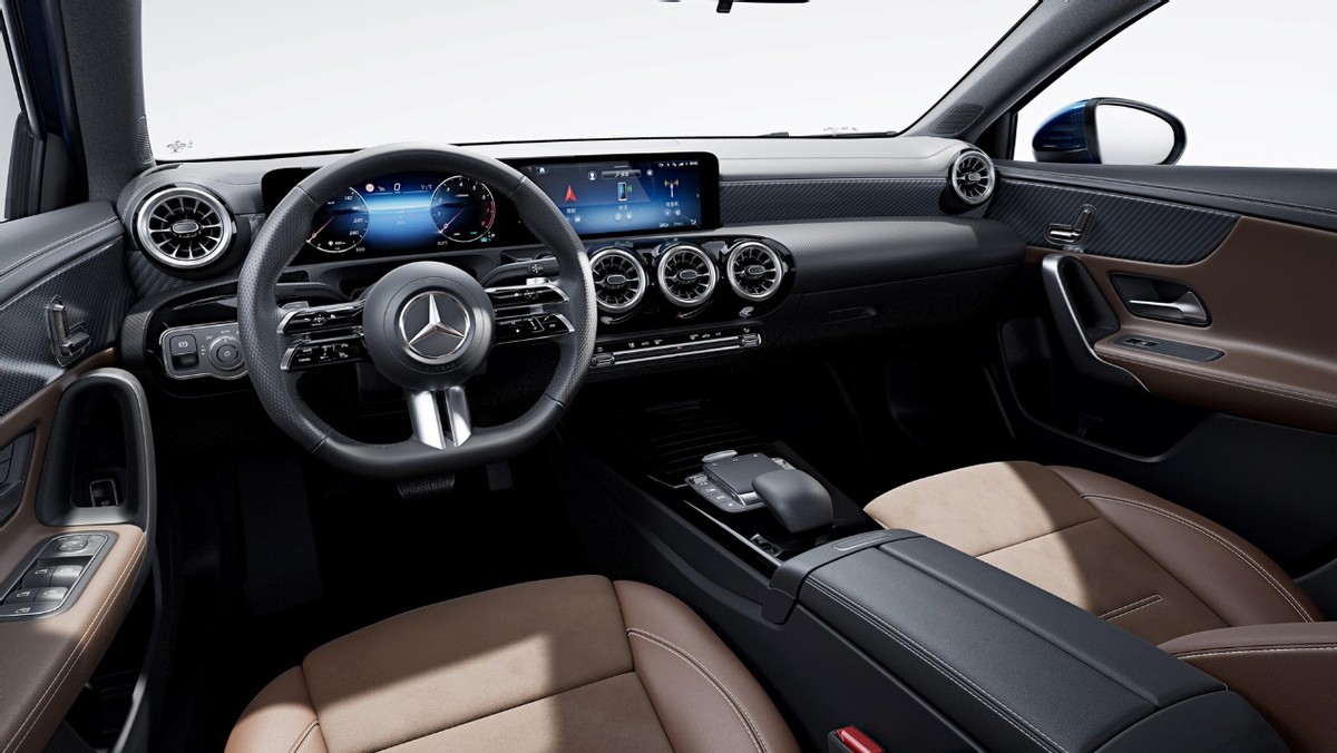 中期改款,涨价3.5万元,不坑穷人的奔驰新款*级A**上市了