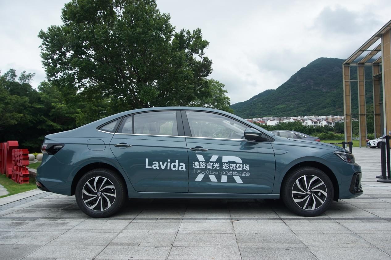 上汽大众朗逸XR正式亮相,大众朗逸xr心愿版测评视频