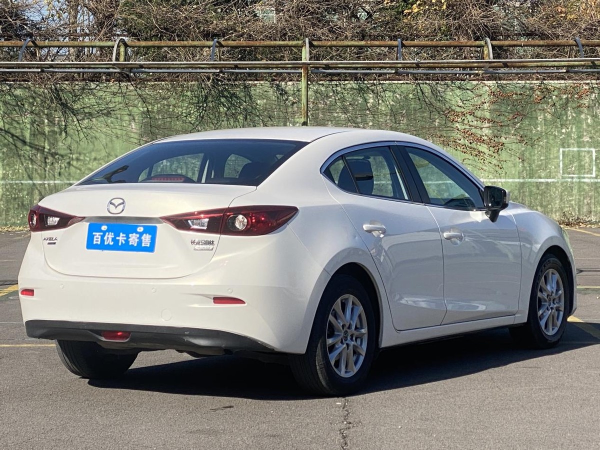 收一台昂克赛拉,收一台昂克赛拉两厢