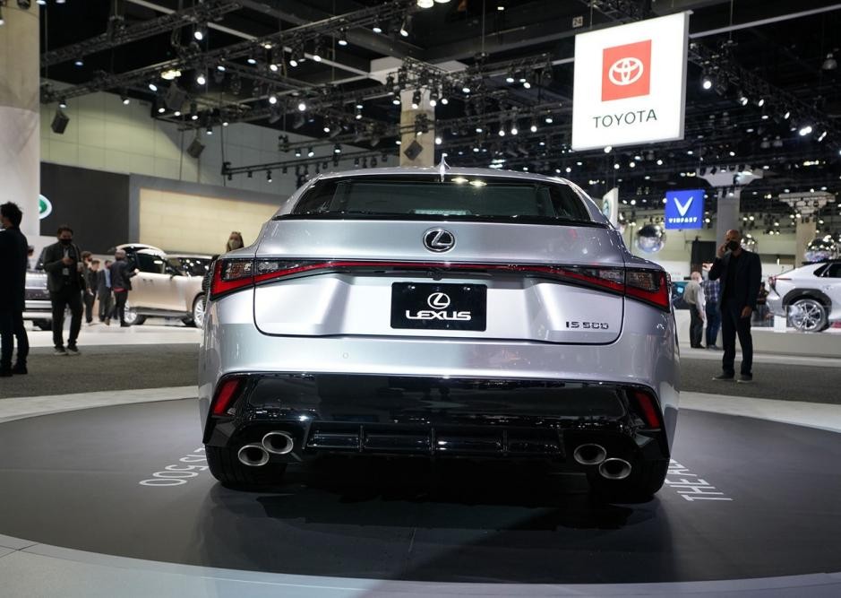 全网吐槽的全新一代雷克萨斯is,哪代雷克萨斯is动力最好