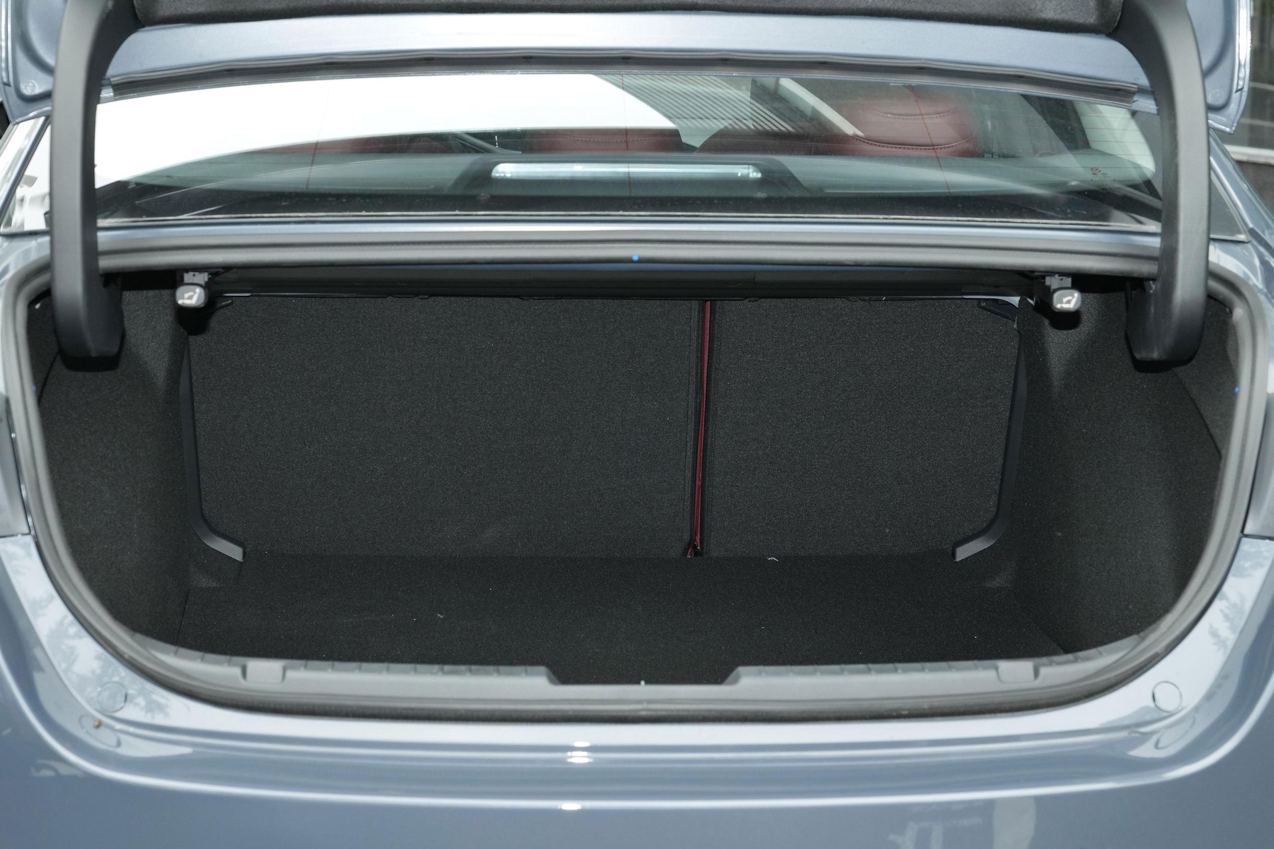 马自达3昂克赛拉，值不值得购买？