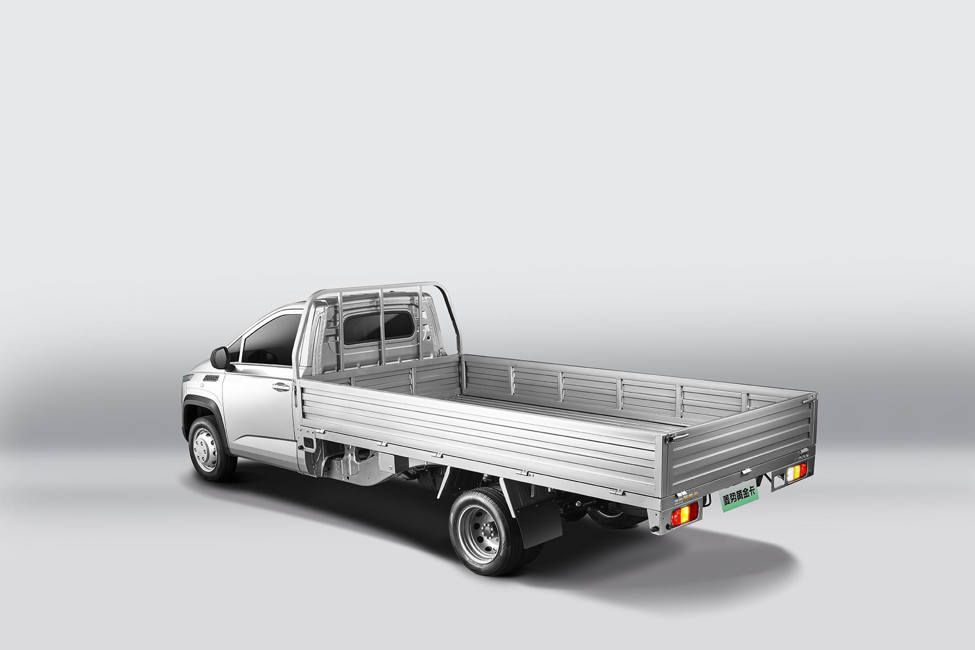 五菱混动微卡评测,五菱微卡最新款车