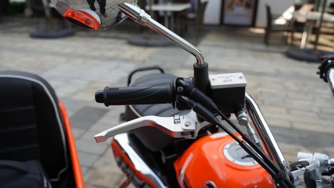 16800元!轴传动的精致小侉子,现代小铃童150迷你边三轮上市