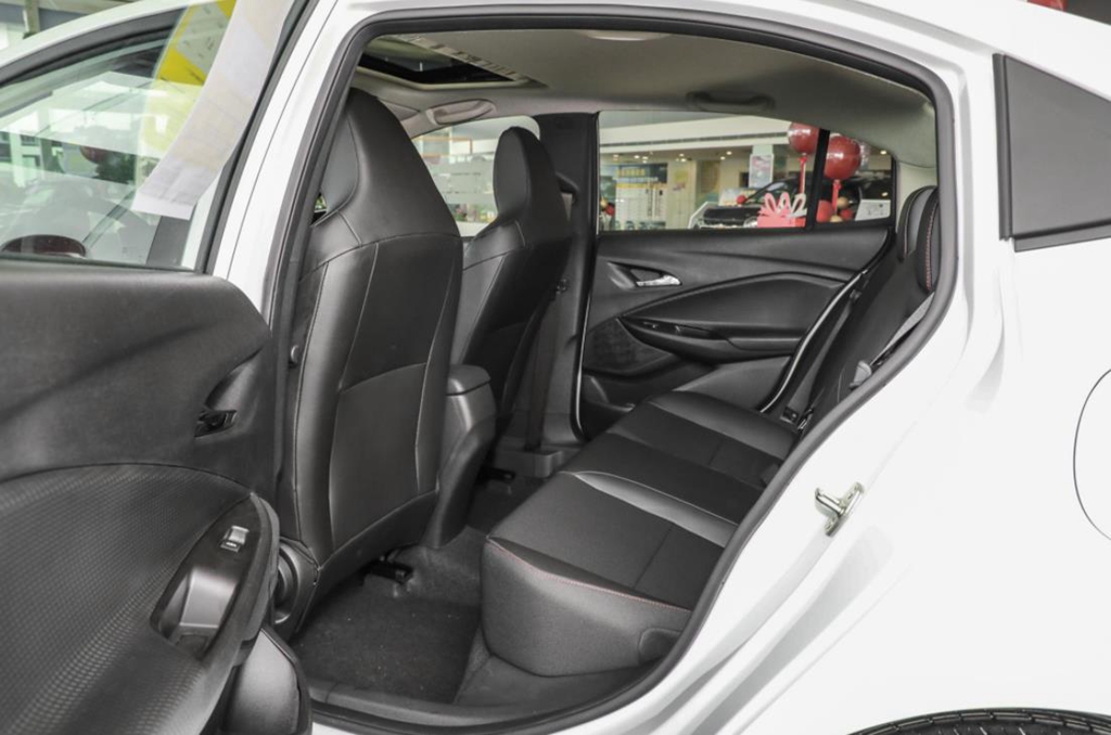 最便宜的合资家轿科沃兹,合资家轿推荐雪佛兰科沃兹