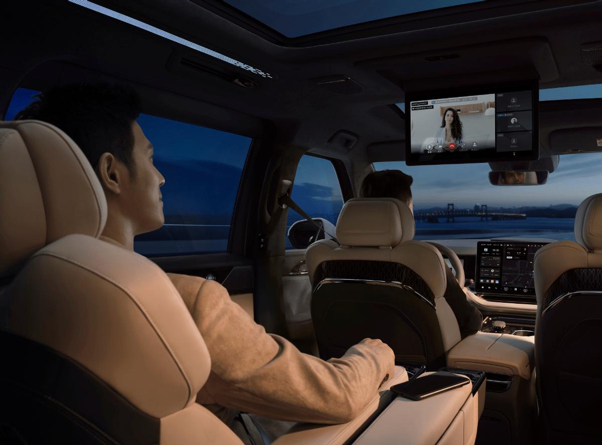 mpv捡漏车型之丰田埃尔法,豪华mpv市场