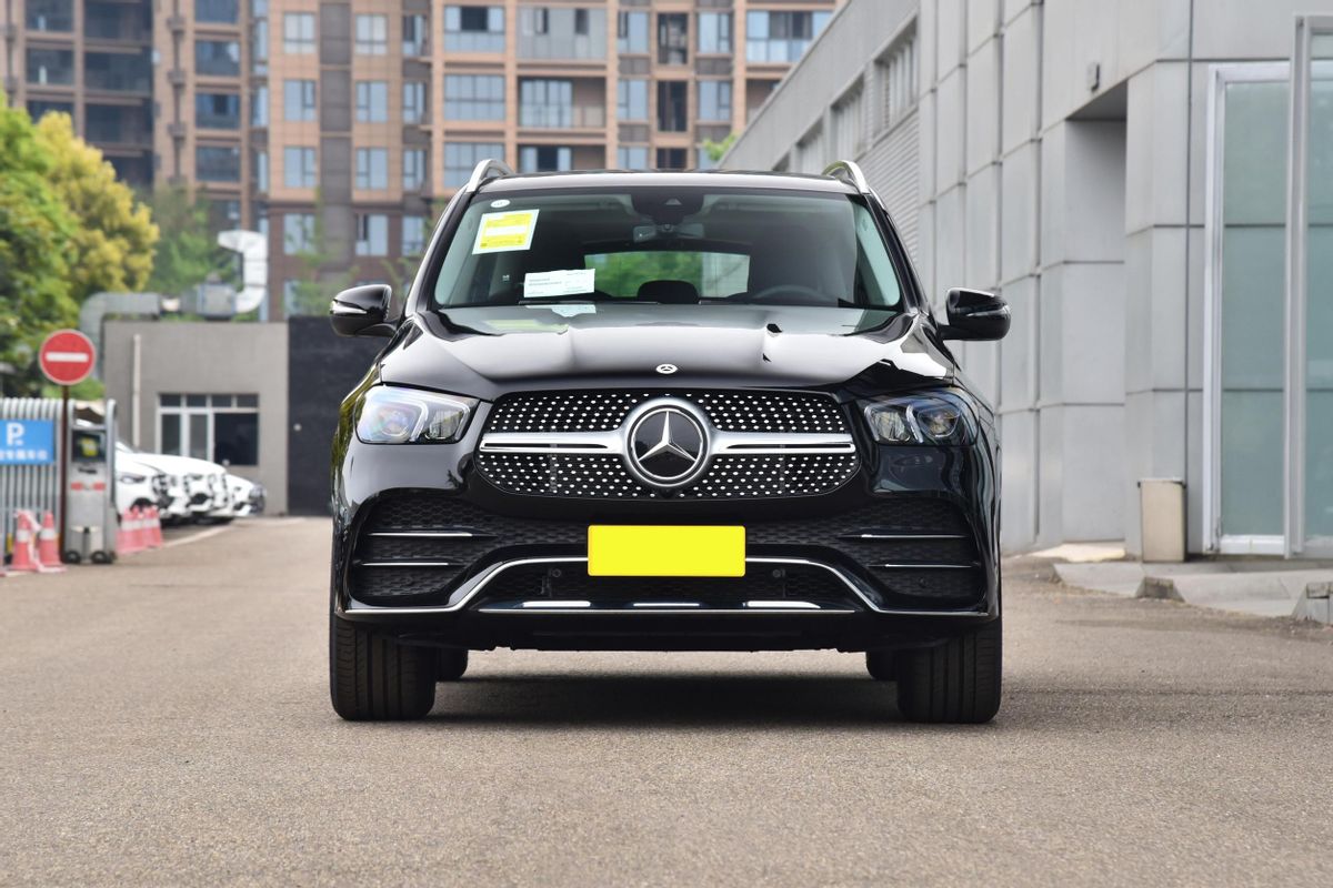 全新一代奔驰gle对比宝马x5,奔驰gle新款比x5还漂亮